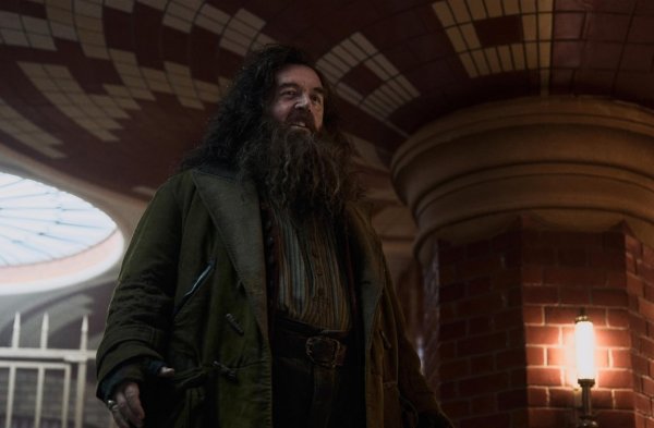 Снимки: Стопкадър - IMDb